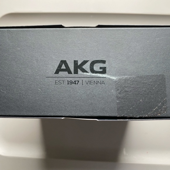Samsung AKG N700  NCM2 Wireless Headphones (New) - Picture 3 of 6